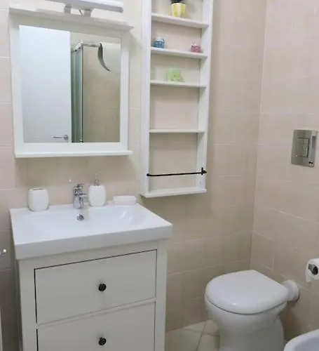 Laura By La Via Del Mare Viaggi E Vacanze Dom wakacyjny *