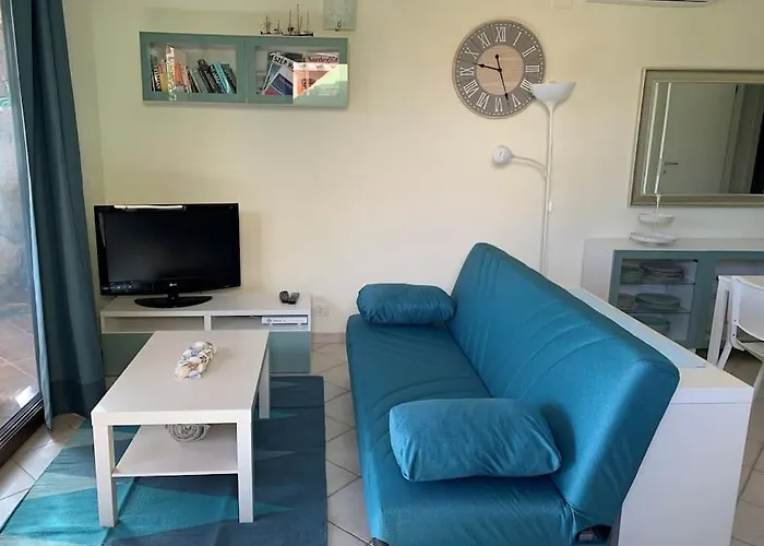 Laura By La Via Del Mare Viaggi E Vacanze Holiday home *